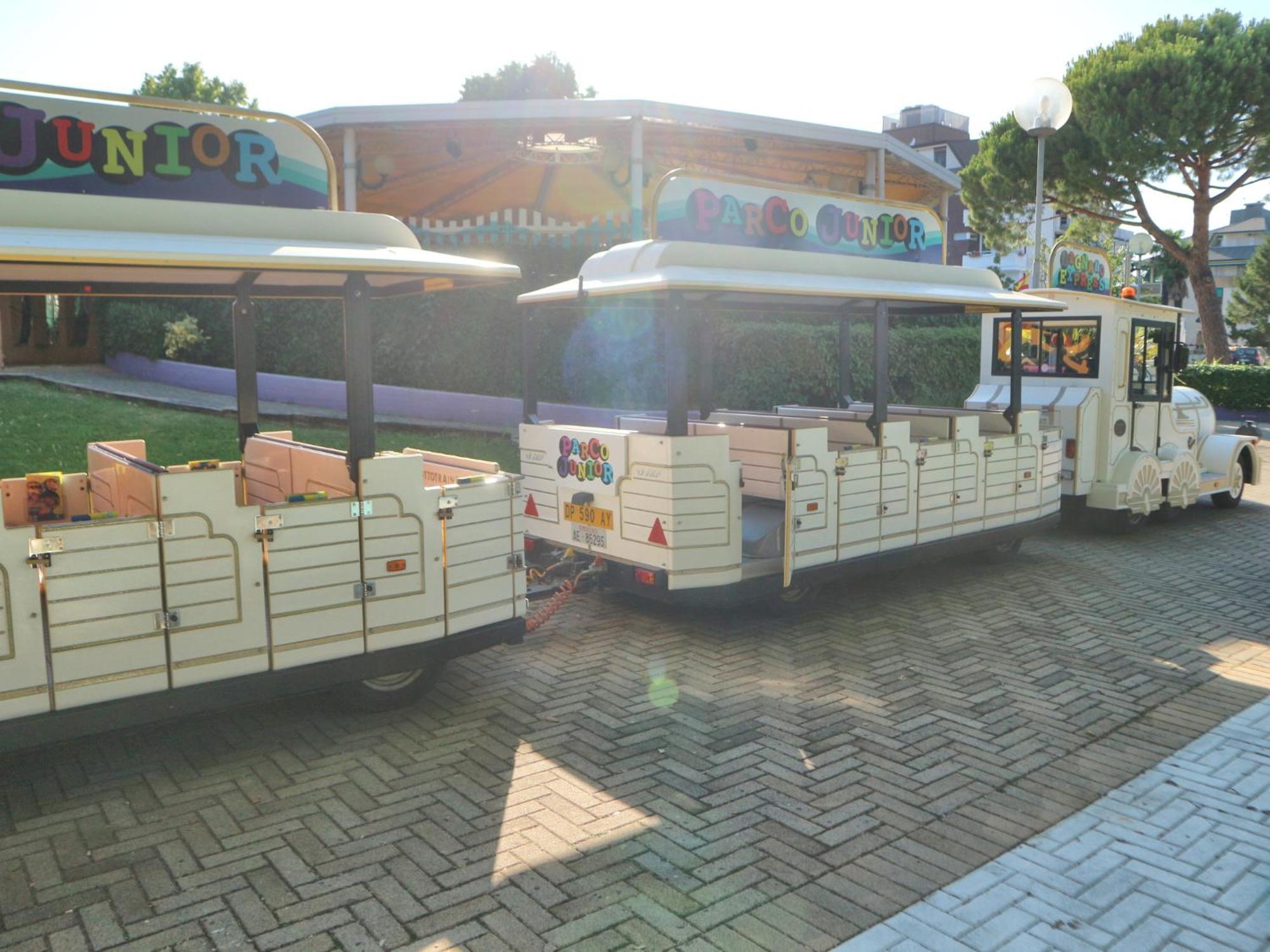 Salisburgo Daire Lignano Sabbiadoro Dış mekan fotoğraf